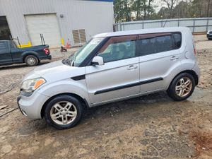 Kia Soul 2.0L 4 2011