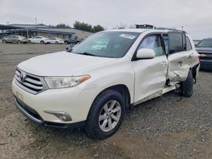 Toyota Highlander 3.5L 6 2013