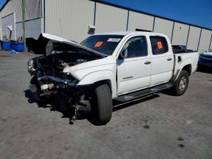 Toyota Tacoma 4.0L 6 2015