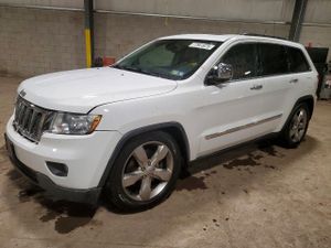 Jeep Grand Cherokee 5.7L 8 2013