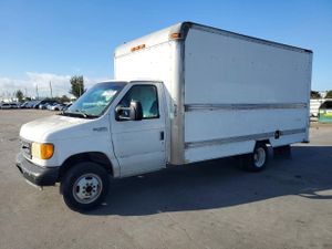 Ford Econoline E350 SUPER DUTY CUTAWAY VAN 5.4L 8 2004
