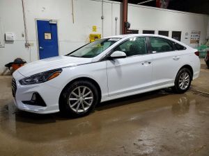 Hyundai Sonata SE 2.4L 4 2019
