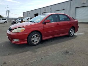 Toyota Corolla CE 1.8L 4 2004