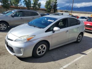 Toyota Prius 1.8L 4 2012