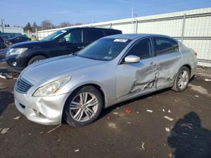 Infiniti G37 3.7L 6 2013