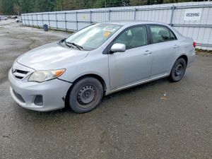 Toyota Corolla BASE 1.8L 4 2011