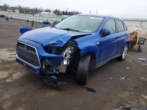 Mitsubishi Outlander ES 2.4L 4 2015