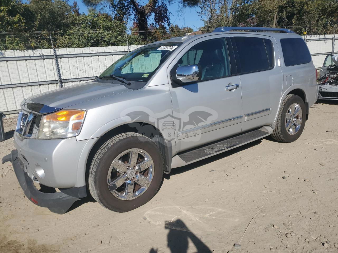 Nissan Armada SV 5.6L  8 2013