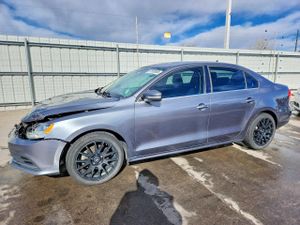 Volkswagen Jetta SE 1.8L 4 2015