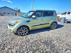 Kia Soul 2.0L 4 2013