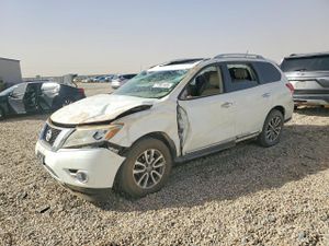 Nissan Pathfinder S 3.5L 6 2014