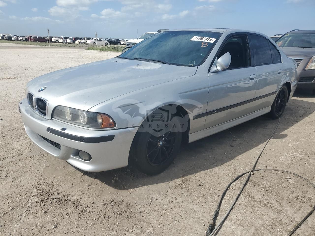 BMW M5 5.0L 8 2003