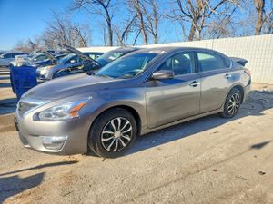 Nissan Altima 2.5L 4 2015
