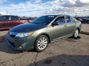 Toyota Camry HYBRID 2.5L 4 2012