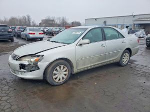 Toyota Camry LE 2.4L 4 2005