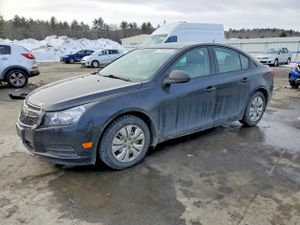 Chevrolet Cruze LS 1.8L 4 2013