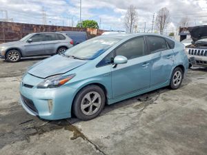 Toyota Prius 1.8L 4 2015