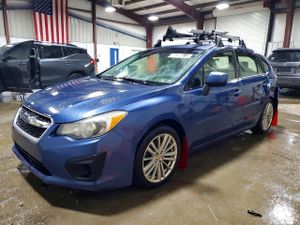 Subaru Impreza PREMIUM 2.0L 4 2013