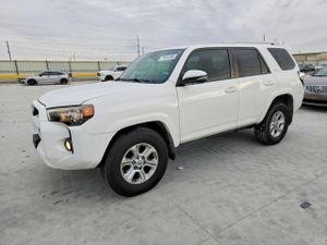 Toyota 4Runner SR5 4.0L 6 2014