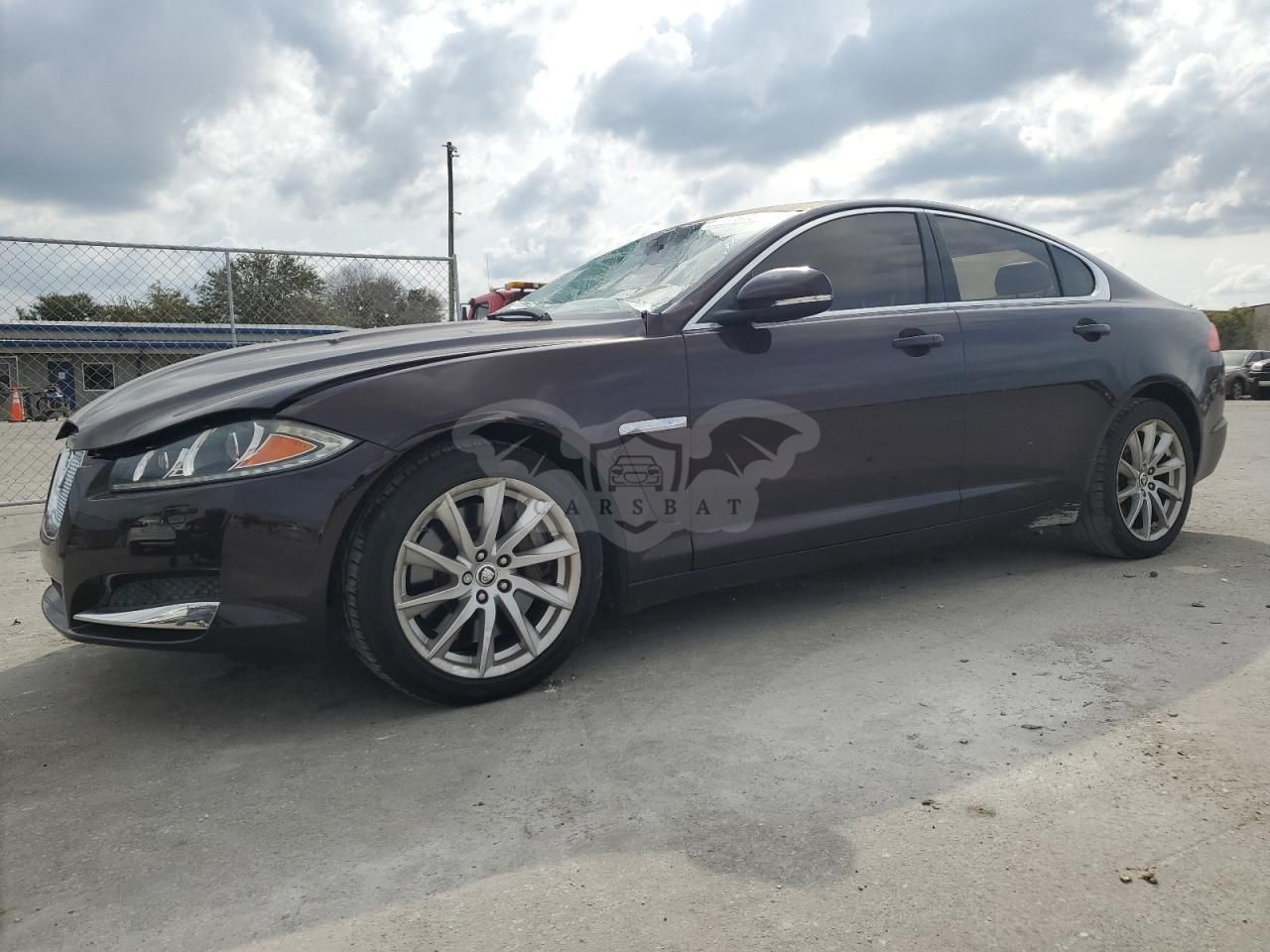 Jaguar XF 2.0L 4 2013
