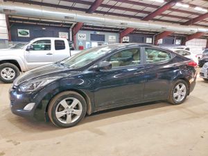 Hyundai Elantra GLS 1.8L 4 2013