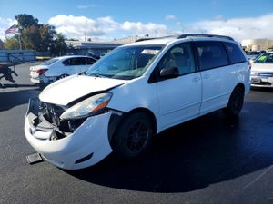 Toyota Sienna CE 3.5L 6 2007