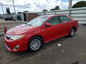Toyota Camry BASE 2.5L 4 2012
