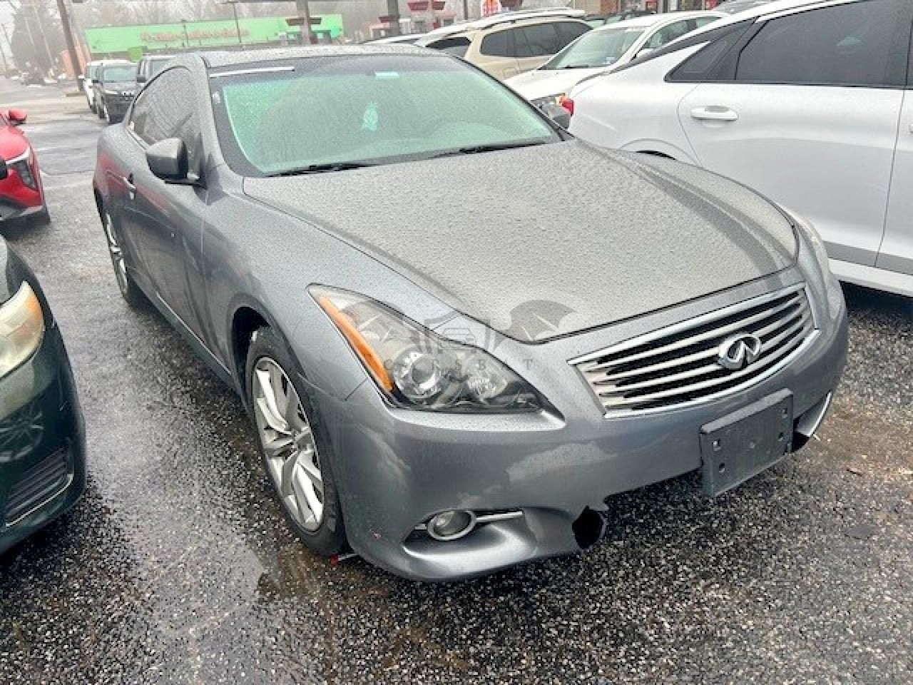 Infiniti G37 3.7L 6 2012