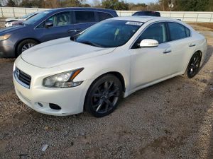 Nissan Maxima S 3.5L 6 2014