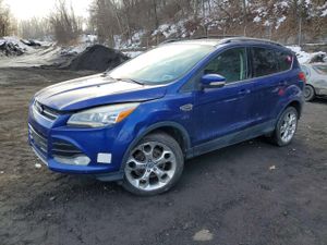 Ford Escape TITANIUM 2.0L 4 2013