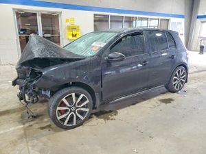 Volkswagen Golf 2.0L 4 2012