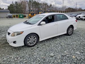 Toyota Corolla BASE 1.8L 4 2010