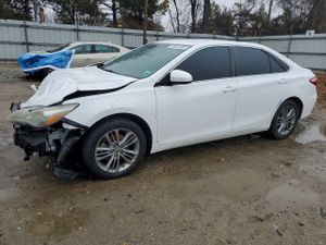 Toyota Camry LE 2.5L 4 2015