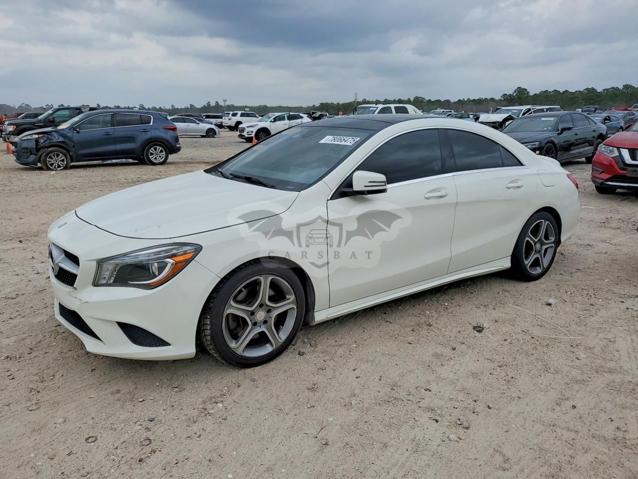 Mercedes-Benz CLA 250 2.0L 4 2014