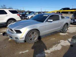 Ford Mustang 3.7L 6 2012