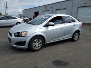 Chevrolet Aveo (Sonic) LT 1.8L 4 2014