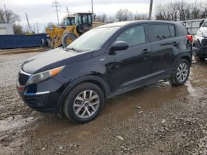 Kia Sportage LX 2.4L 4 2015