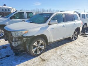 Toyota Highlander 3.5L 6 2013