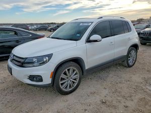 Volkswagen Tiguan S 2.0L 4 2013