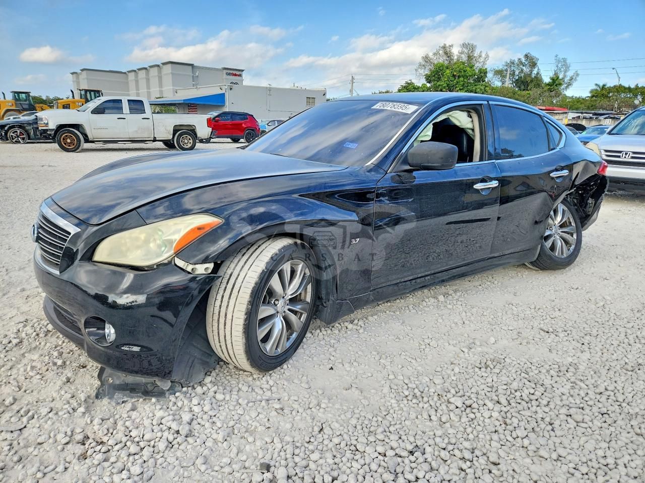 Infiniti Q70 3.7L 6 2014