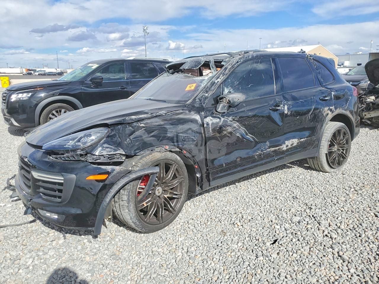 Porsche Cayenne TURBO 4.8L 8 2015