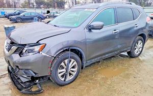Nissan Rogue S 2.5L 4 2015