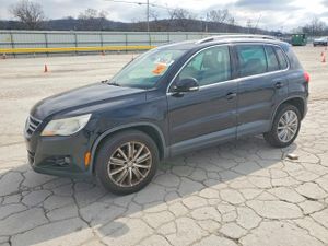 Volkswagen Tiguan 2.0L 4 2011