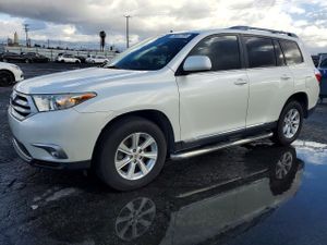 Toyota Highlander BASE 3.5L 6 2011