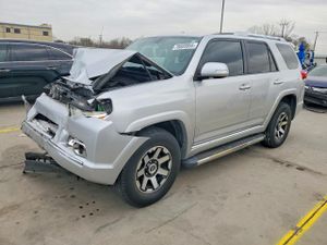 Toyota 4Runner SR5 4.0L 6 2011