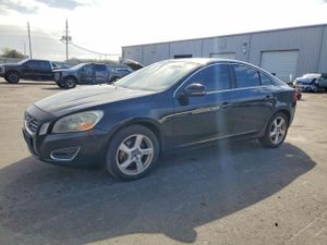 Volvo S60 T5 2.4L 5 2012