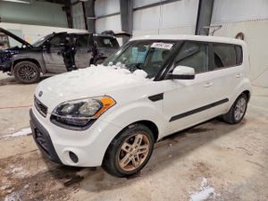 Kia Soul 2.0L 4 2013