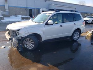 Subaru Forester 2.5L 4 2012
