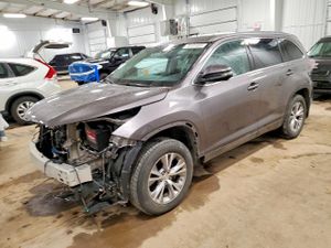 Toyota Highlander XLE 3.5L 6 2015
