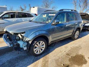 Subaru Forester 2.5L 4 2012